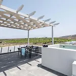 Melivoia - Sunset Jacuzzi Villas Foinikiá