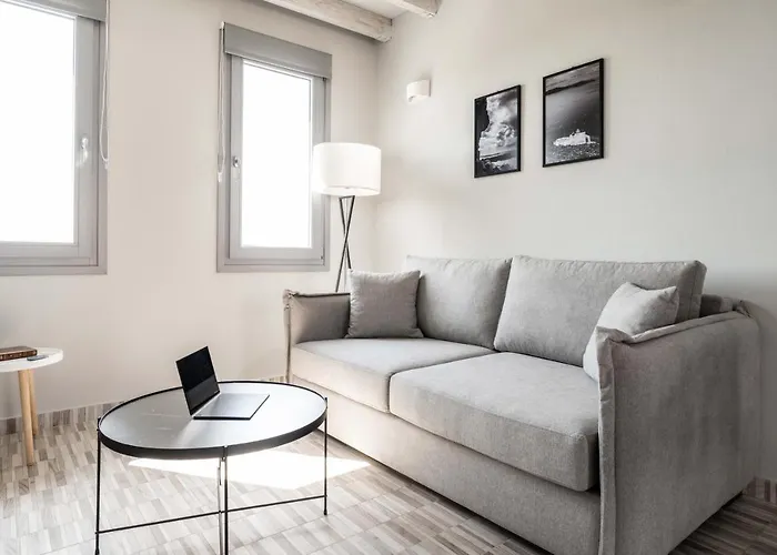 Melivoia House Collection - Private Jacuzzi Foinikiá